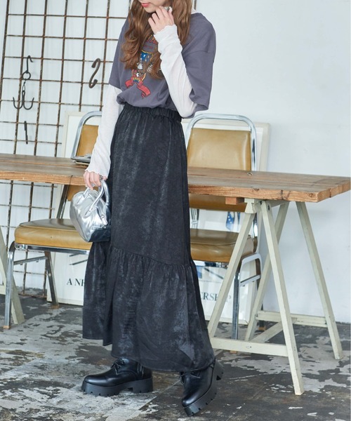 WEGO(ウィゴー)の「WEGO/サテンティアードフレアスカート(スカート・レディース・ブラック/パープル・FREE)」の13枚目の写真