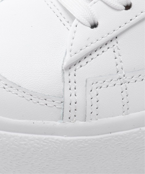 NIKE(ナイキ)の「【NIKE/ナイキ】Blazer Low Platform:スニーカー(スニーカー・レディース・ホワイト・23cm/24.5cm/24cm/23.5cm/22.5cm)」の5枚目の写真