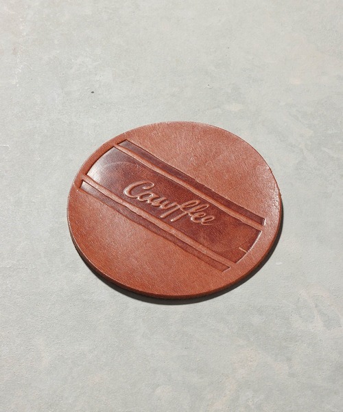 niko and...（ニコアンド）の「[Fishs Eddy(フィッシュエディ)]レザーロゴコースター（キッチンツール・レディース・その他1/その他2/その他3・FREE）」の3枚目の写真