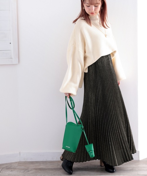 classicalelf（クラシカルエルフ）の「揺れて煌めく。ゴールドラメプリーツスカート（スカート・レディース・ブラック・X-LARGE/MEDIUM）」の11枚目の写真