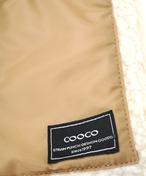 COOCO（クーコ）の「ポケット付ボアコードショルダーサコッシュ（ショルダーバッグ・レディース・ブラック/アイボリー/グレー系その他・9）」の4枚目の写真