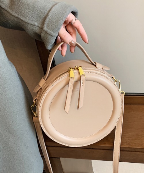 ACT(アクト)の「PUレザー 2WAY ラウンドポシェット(ショルダーバッグ・レディース・ブラック/ベージュ/ブラウン/ライトブラウン・FREE)」の18枚目の写真