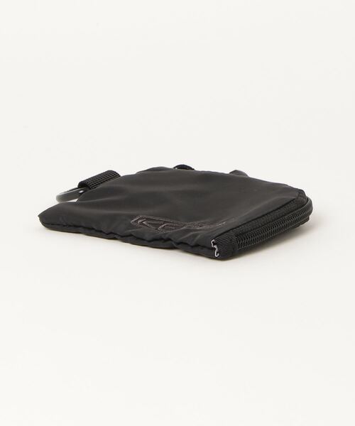 KEEN（キーン）の「HARVEST MATERIAL COIN CASE / ハーベスト マテリアル コイン ケース（コインケース・メンズ・ブラック・OS）」の3枚目の写真