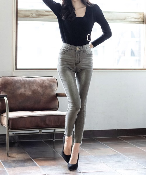 Julia Boutique（ジュリアブティック）の「ハイライズカットオフデニムパンツ/21520（デニムパンツ・レディース・ブラック/ネイビー/グレー/ブルー・LL/3L/S/M/L）」の12枚目の写真