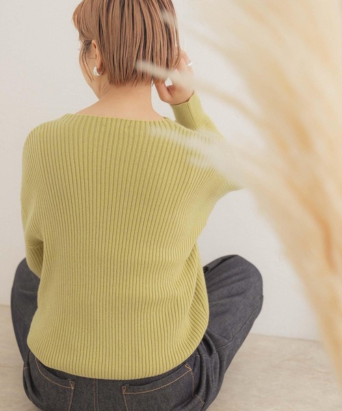 ITEMS URBANRESEARCH（アイテムズ アーバンリサーチ）の「ハイネックリブプルオーバー（ニット/セーター・レディース・ブラック/ミント/パープル/ブルー/オフホワイト/ブラウン/イエロー/ベージュ/グレー・FREE）」の17枚目の写真