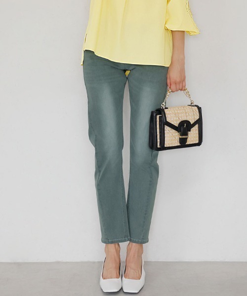 RANAN（ラナン）の「こだわりシルエット大人デニム（デニムパンツ・レディース・ベージュ/インディゴブルー/グレー/セージグリーン・61/67/73/64/70）」の2枚目の写真