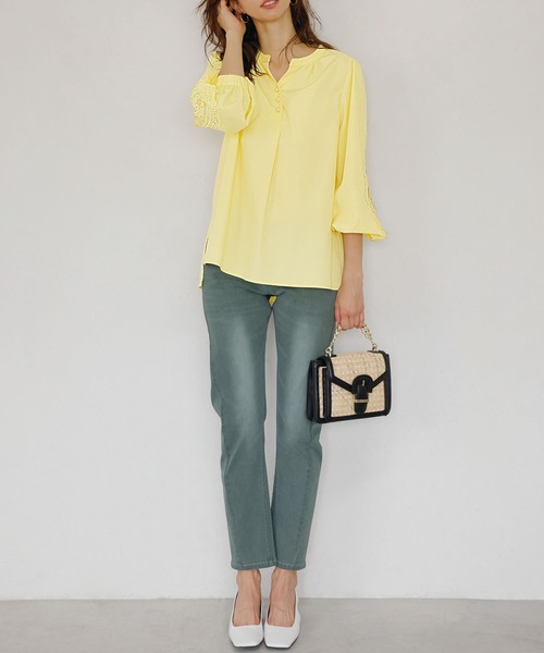 RANAN（ラナン）の「こだわりシルエット大人デニム（デニムパンツ・レディース・ベージュ/インディゴブルー/グレー/セージグリーン・61/67/73/64/70）」の13枚目の写真