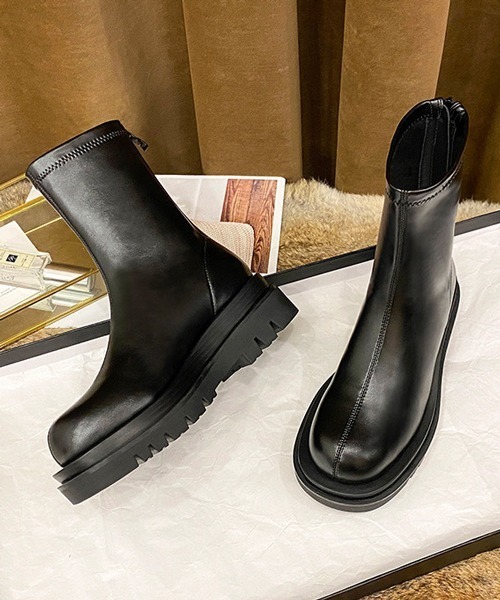 HALEY PESCA（ヘーリーペスカ）の「HALEY PESCA/ボリューム厚底 バックジップショートブーツ（ブーツ・レディース・ホワイト/ブラック・36/38/40）」の11枚目の写真