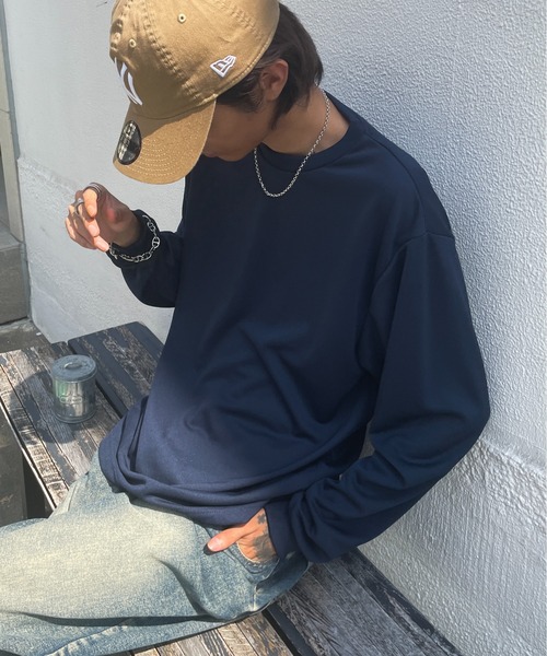 Printstar（プリントスター）の「一枚でも、重ねても。365日活躍【Printstar】mesh dry long sleeve t-shirt / メッシュドライロングスリーブTシャツ 長袖Tシャツ ロンT オーバーサイズ 無地 インナー UVカット 紫外線対策 00304（Tシャツ/カットソー・レディース・ホワイト/ブラック/ダークグレー/アーミー/グレー/ピンク/スモークピンク/イエロー/ミント/ライトブルー/ライトグリーン/ロイヤルブルー/レッド/バーガンディー/ネイビー/オリーブ/グリーン/ライトイエロー/パープル/ターコイズブルー/オレンジ・L/LL/M/S/3L）」の11枚目の写真