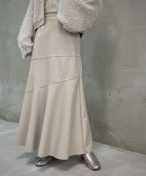 &g'aime(アンジェム)の「【&g’aime】レザーマーメイドスカート(スカート・レディース・オフホワイト/ブラック/モカ・FREE)」の2枚目の写真