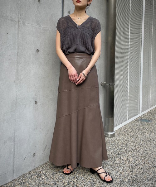 &g'aime(アンジェム)の「【&g’aime】レザーマーメイドスカート(スカート・レディース・オフホワイト/ブラック/モカ・FREE)」の3枚目の写真