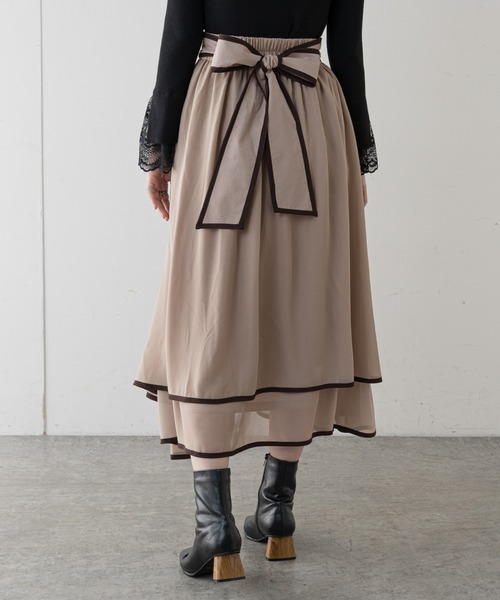 natural couture(ナチュラルクチュール)の「【WEB限定】配色パイピングティアードスカート(スカート・レディース・ベージュ/サックスブルー/ピンク・FREE)」の13枚目の写真