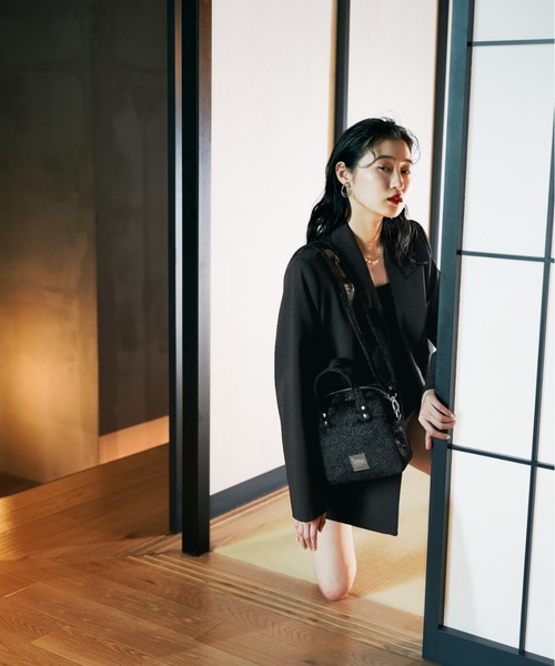 EDT（イーディーティー）の「ED_2wayboxbag_PAUL21FW（ショルダーバッグ・レディース・ブラック/ベージュ・FREE）」の2枚目の写真