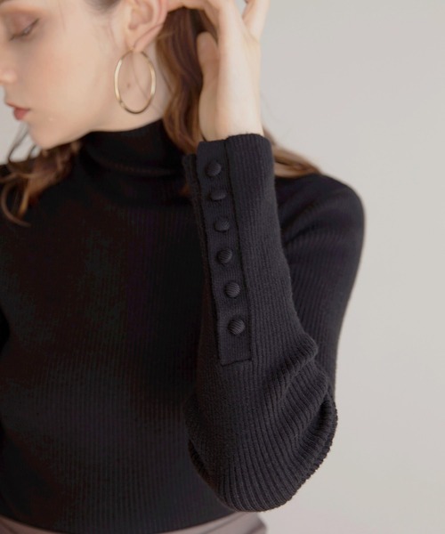MIELI INVARIANT（ミエリインヴァリアント）の「Smooth Soft Turtle Knit（ニット/セーター・レディース・モカ/ブラウン/ブラック/アイボリー・FREE）」の21枚目の写真