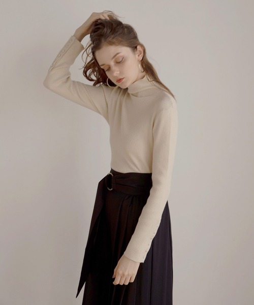 MIELI INVARIANT（ミエリインヴァリアント）の「Smooth Soft Turtle Knit（ニット/セーター・レディース・モカ/ブラウン/ブラック/アイボリー・FREE）」の6枚目の写真