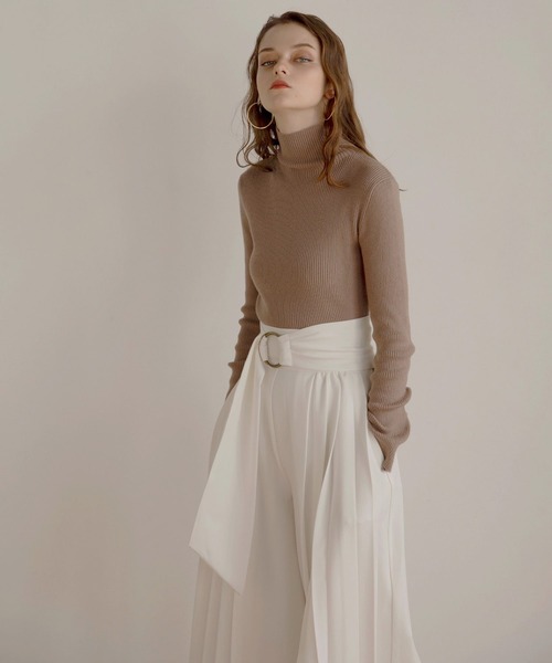 MIELI INVARIANT（ミエリインヴァリアント）の「Smooth Soft Turtle Knit（ニット/セーター・レディース・モカ/ブラウン/ブラック/アイボリー・FREE）」の15枚目の写真