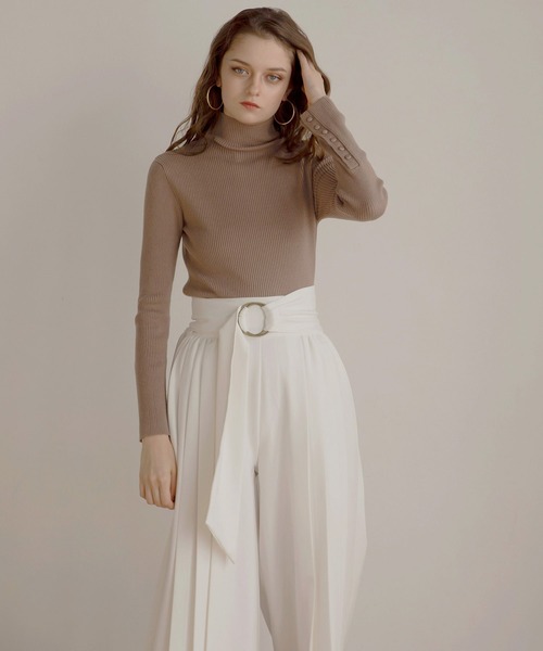 MIELI INVARIANT（ミエリインヴァリアント）の「Smooth Soft Turtle Knit（ニット/セーター・レディース・モカ/ブラウン/ブラック/アイボリー・FREE）」の17枚目の写真