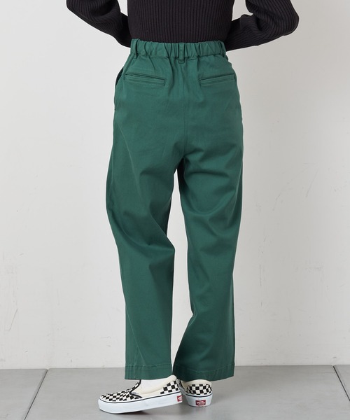 CIAOPANIC TYPY（チャオパニックティピー）の「光沢チノカラーパンツ（チノパンツ・レディース・ブラック/ベージュ/ダークグリーン/ピンク・SMALL/MEDIUM/LARGE）」の8枚目の写真