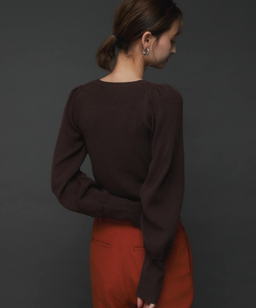 SENSE OF PLACE by URBAN RESEARCH(センスオブプレイスバイアーバンリサーチ)の「シャーリングスリーブセーター(ニット/セーター・レディース・ブラック/ベージュ/ブラウン/ブルー・ONE)」の19枚目の写真