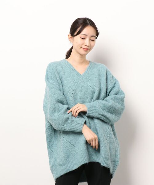 Lui&#39;s - ルイス　模様編みVネックニット　ブルー Lui's（ルイス）の「模様編みVネックニット（ニット/セーター