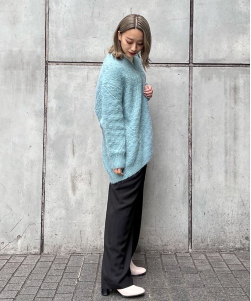 Lui's - ルイス　模様編みVネックニット　ブルー Lui's（ルイス）の「模様編みVネックニット（ニット/セーター