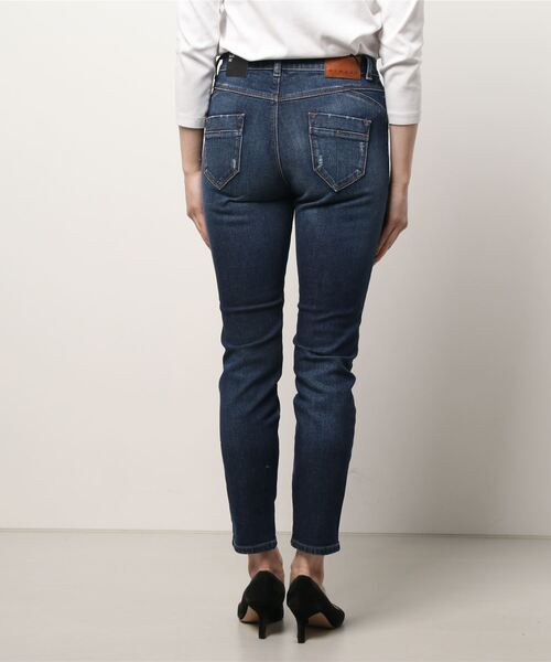SISLEY(シスレー)の「ストレッチスリムフィットデニムパンツ(IBIZA)(デニムパンツ・レディース・インディゴブルー・26inch/27inch/25inch/28inch)」の2枚目の写真
