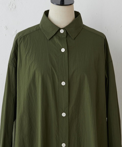 BEARDSLEY（ビアズリー）の「ナイロンフレアシャツワンピ