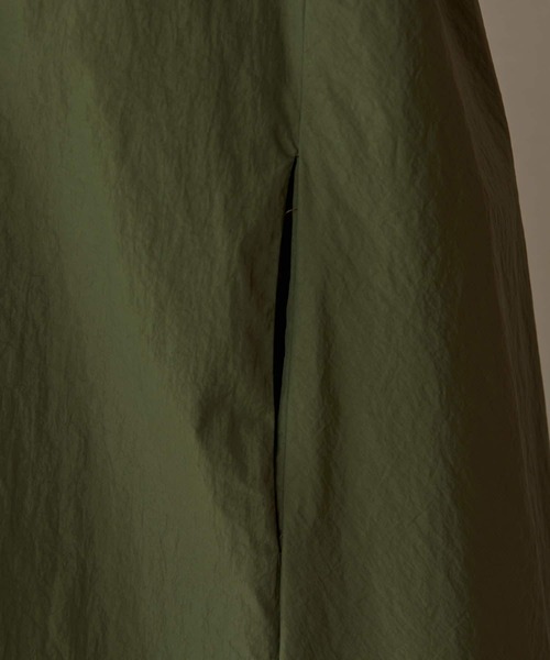 BEARDSLEY（ビアズリー）の「ナイロンフレアシャツワンピ