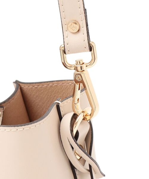 Carol J.（キャロルジェイ）の「GIANNI NOTARO CAROL J:ワンハンドルハンドバッグ◆（ショルダーバッグ・レディース・ブラック/ベージュ・ONE SIZE）」の5枚目の写真