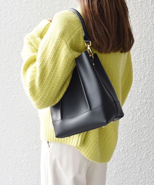 Carol J.（キャロルジェイ）の「GIANNI NOTARO CAROL J:ワンハンドルハンドバッグ◆（ショルダーバッグ・レディース・ブラック/ベージュ・ONE SIZE）」の17枚目の写真