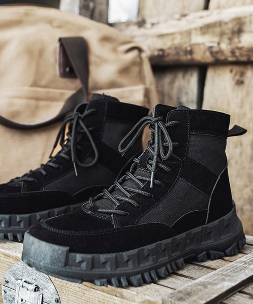 SVEC（シュベック）の「ハイカット チャンキーソール ミリタリー