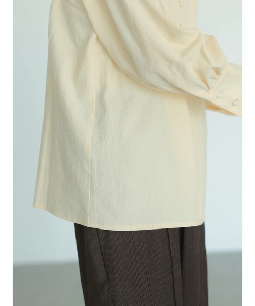 rem closet(レムクローゼット)の「チャイナシャツ(シャツ/ブラウス・レディース・ベージュ/アイボリー/サックスブルー・FREE)」の6枚目の写真