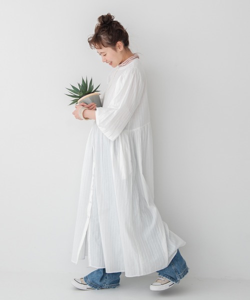 Crisp（クリスプ）の「ドビーストライプシャツワンピース（シャツワンピース・レディース・ホワイト/ピンク・FREE）」の11枚目の写真