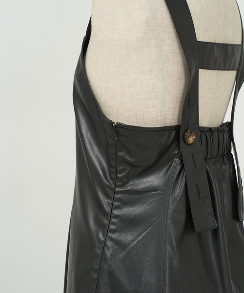 AS KNOW AS PINKY(アズノゥアズピンキー)の「ヴィーガンレザーでイチオシジャンパースカート(ジャンパースカート・レディース・アイボリー/ブラック/ベージュ・FREE)」の16枚目の写真