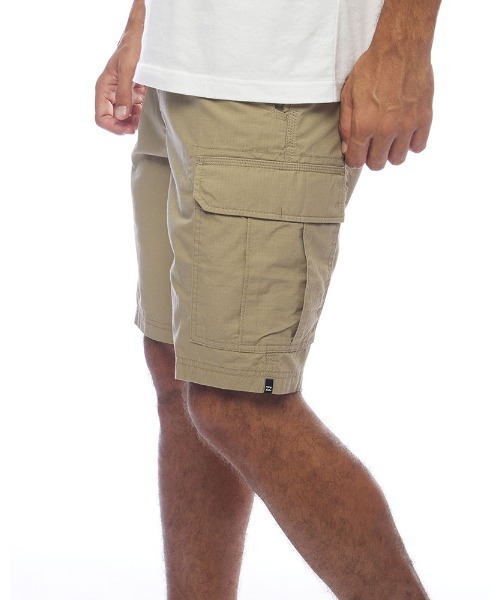 BILLABONG(ビラボン)の「【直営店限定】BILLABONG メンズ SCHEME CARGO ウォークパンツ/ショートパンツ 【2022年春夏モデル】/ビラボンカーゴショーツ(カーゴパンツ・メンズ・ベージュ/カモフラージュ・30inch/32inch/34inch)」の2枚目の写真