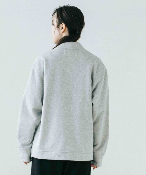 SHIPS(シップス)の「【SHIPS別注】THYARD: SOLOTEX(R) コットン Vネック カーディガン(カーディガン/ボレロ・メンズ・ブラック/ネイビー/グレー・SMALL/MEDIUM/LARGE/X-LARGE)」の18枚目の写真