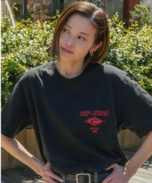 売れ筋商品|||リップカール カットソー トップス レディース Juniors' Luna Heritage T-Shirt Washed Black Studded Karolina Bodysuit | GUESS