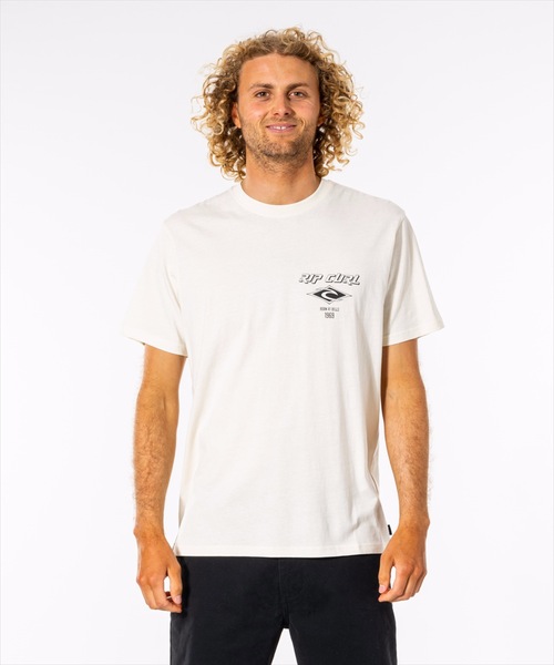 rip curl(リップカール)の「【RIPCURL(リップカール)】FADE OUT ICON/アイコンロゴバックプリント半袖ワンポイントTシャツ(Tシャツ/カットソー・メンズ・ブラック/ナチュラル/ピンク系その他2/ブルー系その他/プラム/ブラック×ピンク/セージグリーン/グリーン系その他・SMALL/MEDIUM/LARGE/X-LARGE/X-SMALL)」の16枚目の写真