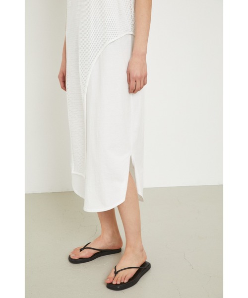 HeRIN.CYE(ヘリンドットサイ)の「Layerd long tee(ワンピース・レディース・ホワイト/ブラック/ベージュ・FREE)」の9枚目の写真