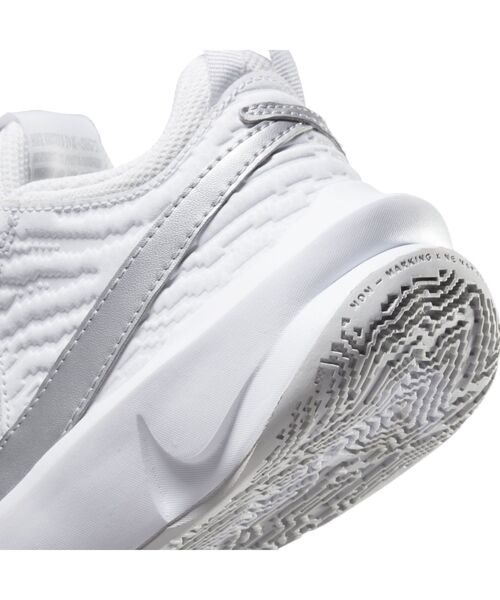 NIKE(ナイキ)の「ナイキ チーム ハッスル D 10 ジュニア バスケットボールシューズ / Nike Team Hustle D 10 Big Kids' Basketball Shoes(スニーカー・キッズ・ホワイト/アイボリー・23/24/25/22.5/23.5/24.5)」の3枚目の写真
