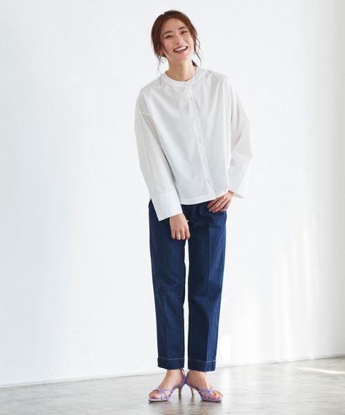Pierrot(ピエロ)の「バンドカラービッグスリーブブラウス(シャツ/ブラウス・レディース・グレイッシュベージュ/オフホワイト/ブルー・M/L)」の5枚目の写真
