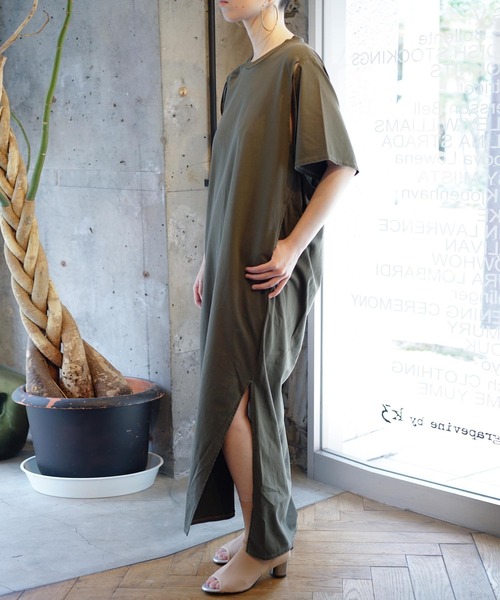 k3&co.(ケイスリーアンドコー)の「SULFURATION TEE DRESS(ワンピース・レディース・ブラック/オリーブ・ONE SIZE)」の10枚目の写真