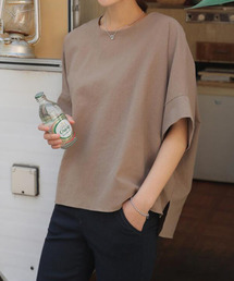 サイドスリットTシャツ