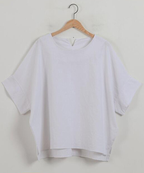 Bifrost(ビフレスト)の「サイドスリットTシャツ(Tシャツ/カットソー・レディース・ブラック/ホワイト/キャメル・F)」の10枚目の写真