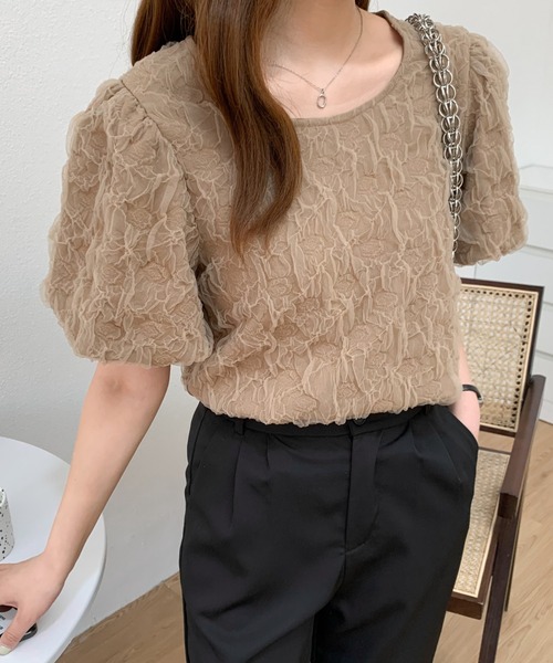 Diosfront(ディオスフロント)の「ボリュウームスリーブカットジャガードトップス(シャツ/ブラウス・レディース・ホワイト/ブラック/モカ・L/M)」の22枚目の写真
