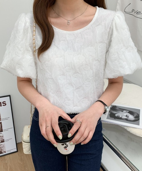 Diosfront(ディオスフロント)の「ボリュウームスリーブカットジャガードトップス(シャツ/ブラウス・レディース・ホワイト/ブラック/モカ・L/M)」の7枚目の写真