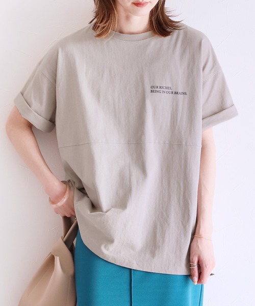 reca(レカ)の「バッグスリットロゴチュニック(Tシャツ/カットソー・レディース・チャコールグレー/オフホワイト/グリーン/グレイッシュベージュ・FREE)」の21枚目の写真