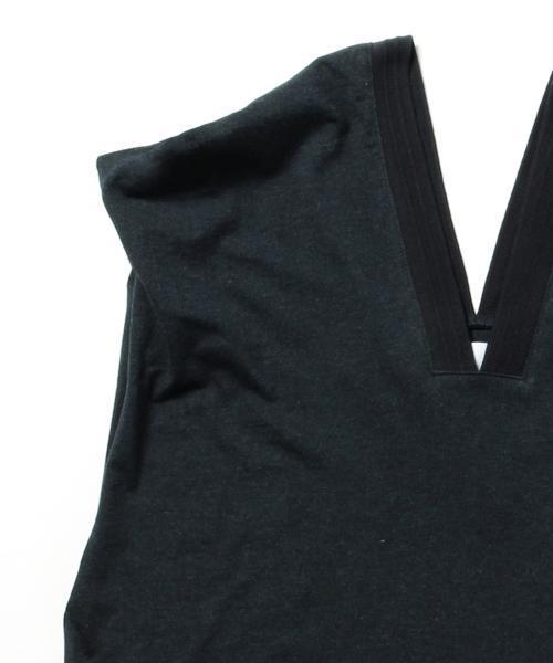 Ray BEAMS（レイビームス）の「RBS / タック Vネック Tシャツ（Tシャツ/カットソー・レディース・オフホワイト/グレー/ネイビー・ONE SIZE）」の15枚目の写真