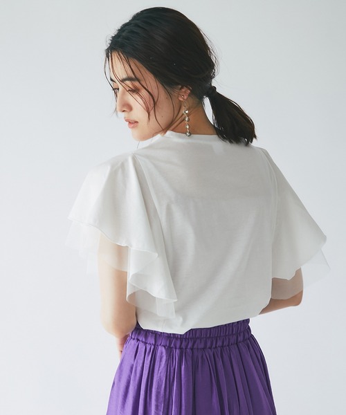 un dix cors（アンディコール）の「大人フェミニン　チュールフレアスリーブカットソー（Tシャツ/カットソー・レディース・ブラック/ベージュ/オフホワイト・FREE）」の7枚目の写真