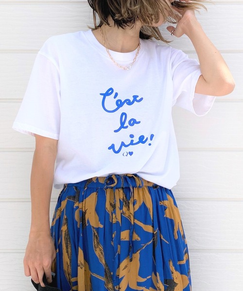 Q（キュー）の「レタードロゴT（Tシャツ/カットソー・レディース・ライトグレー/ホワイト・MEDIUM）」の2枚目の写真